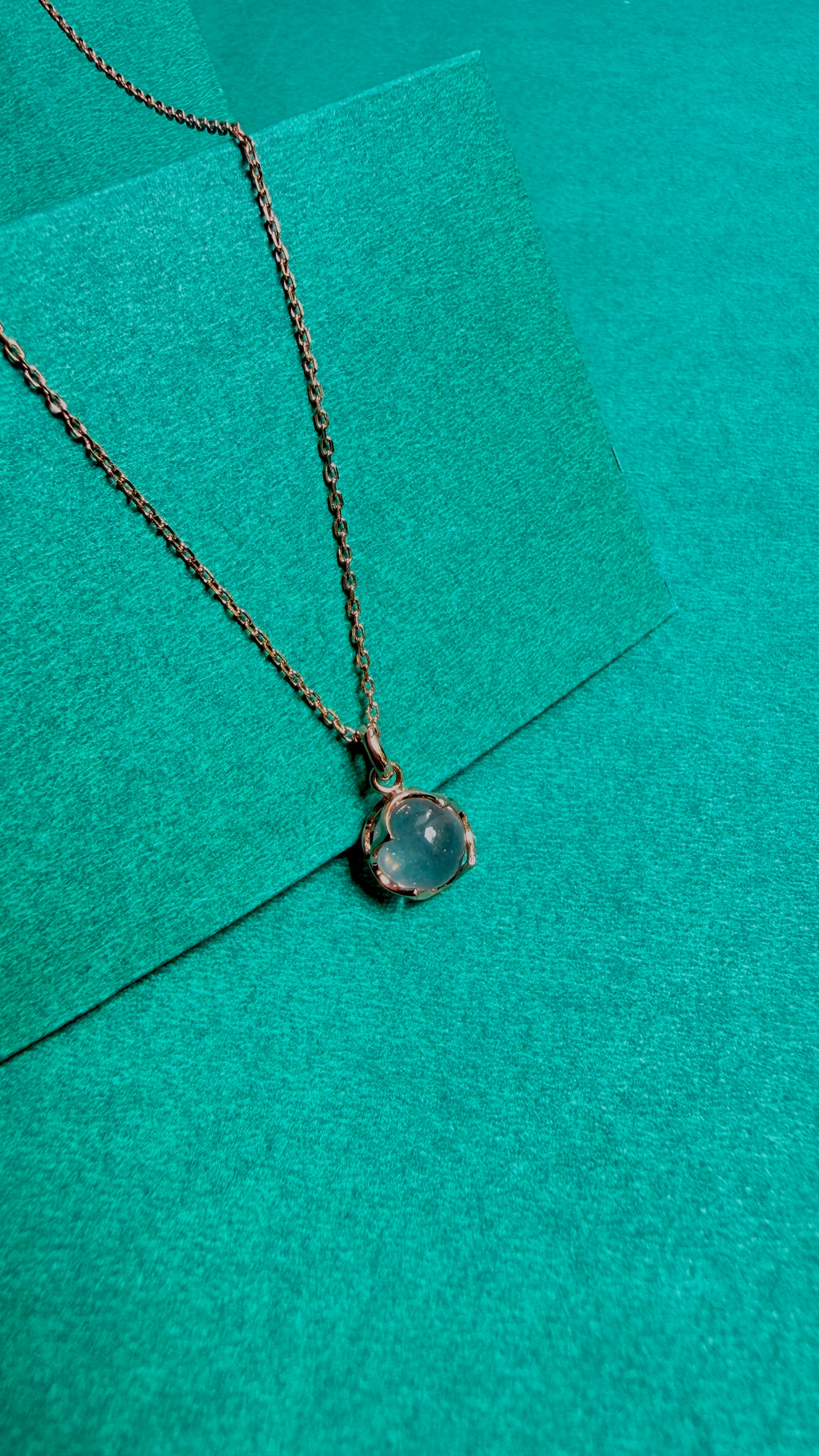 Aqua Aura Pendant