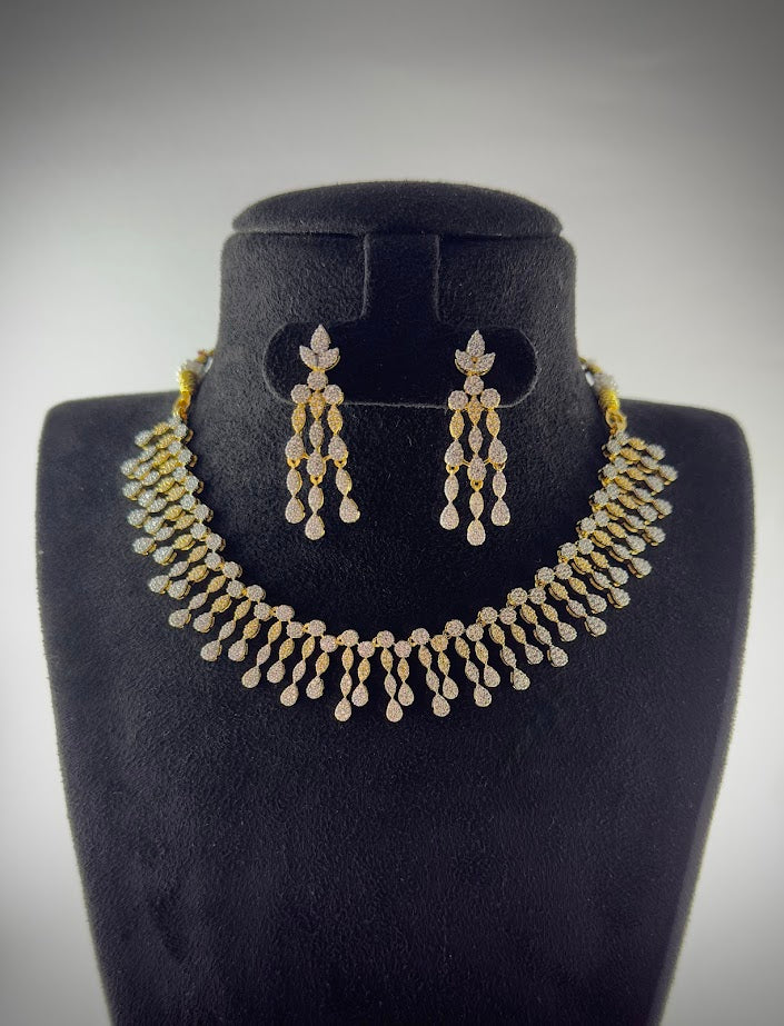 Stunning White Short Necklace set