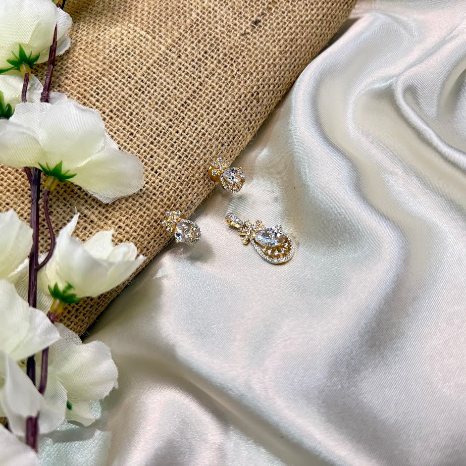 Simple Diamond Design Set- White