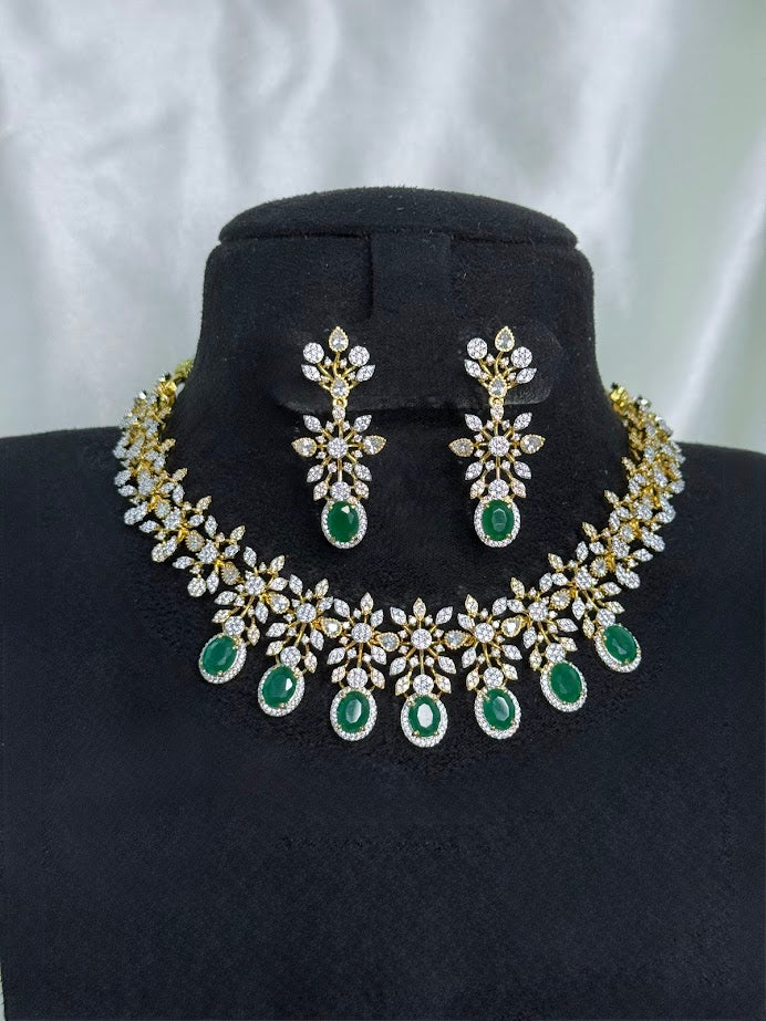 Emerald Floral Design Necklace Set